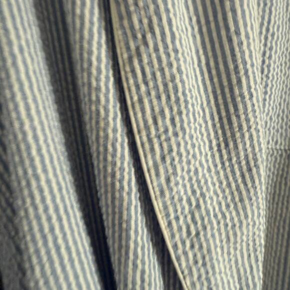 VERMONT COUNTRY STORE | Cotton Seersucker Classic Robe | Medium - Picture 4 of 6